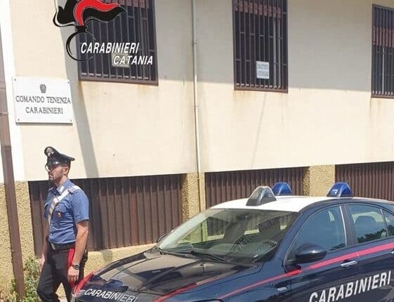 Catania: Carabinieri arrestano due fratelli tunisini per tentata estorsione, ricettazione e lesioni aggravate