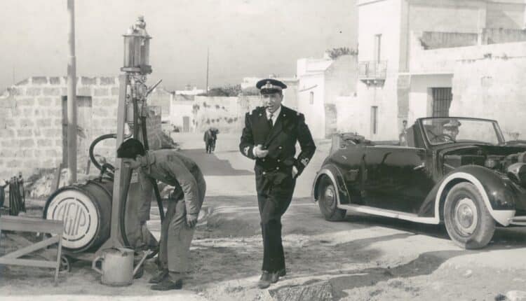 Cent'anni di Mike Bongiorno: a Milano inaugurata la mostra che celebra l'icona della televisione italiana