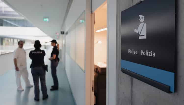 Bolzano: Polizia denuncia due pregiudicati stranieri, Questore revoca asilo politico.