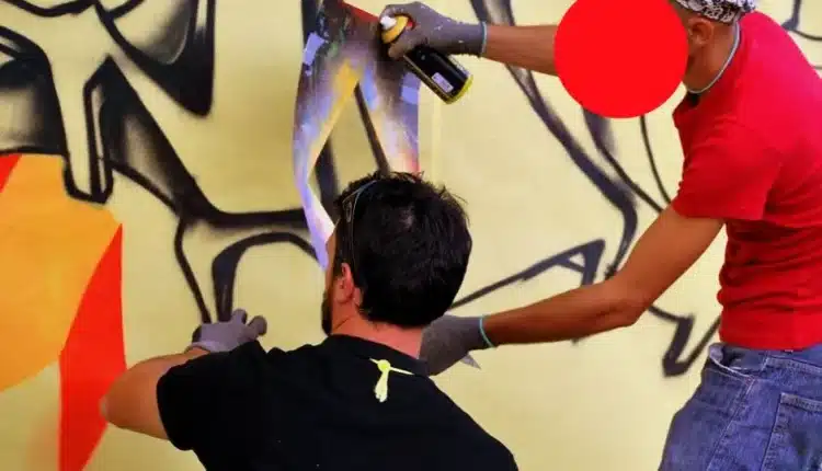 Brescia: denunciato a piede libero writer scoperto in flagranza.