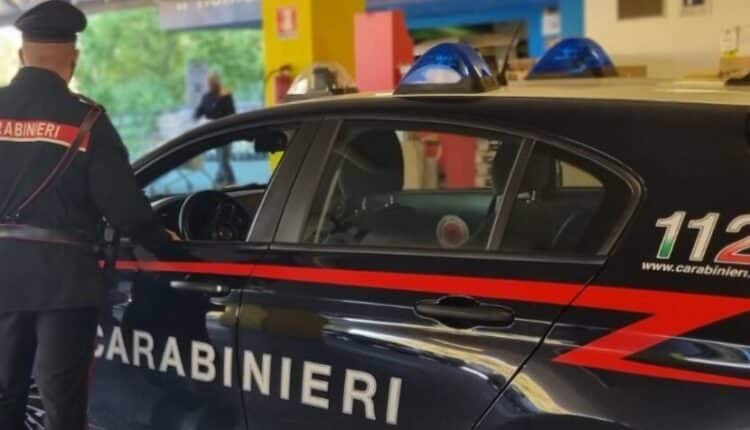 Avigliano: una signora di 80 anni ha riconosciuto un tentativo di truffa e ha immediatamente chiamato i Carabinieri. Arrestati i due truffatori
