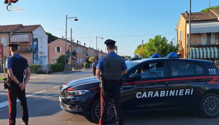 Cesena: continuano i controlli dei Carabinieri durante i weekend. Due persone denunciate e 11 segnalate per uso personale di stupefacenti