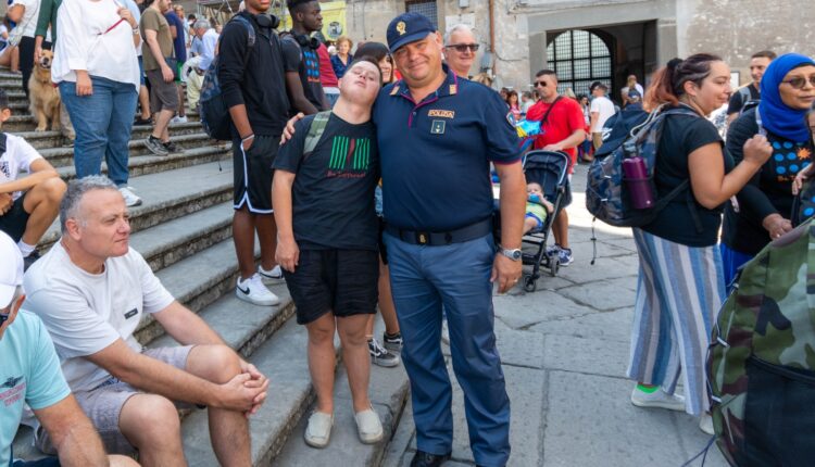 Viterbo l'Associazione Juppiter e la Polizia di Stto di nuovo insieme in un nuovo viaggio della Carovana della Legalità. Destinazione Palermo3
