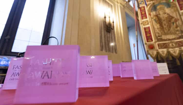Milano: a Palazzo Marino sono stati consegnati i "Chi è chi Fashion Community Awards" ormai un riferimento per chi opera nel settore della moda6