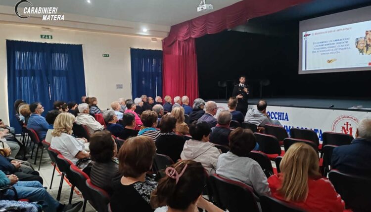 Matera: consigli contro le truffe agli anziani, i Carabinieri incontrano i cittadini di Irsina.
