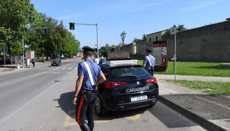 Udine: continua il contrasto all'odioso fenomeno delle truffe a danno degli anziani. Arrestato un 19enne e denunciato un minorenne