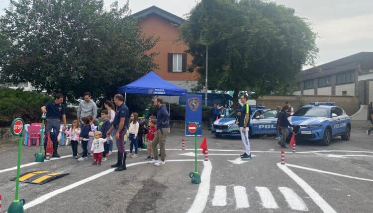 Meda: la Polizia di Stato partecipa all'evento "Ce l'abbiamo nel sangue" organizzato dall'Avis