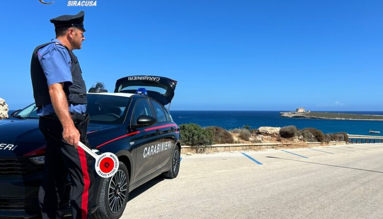 Noto: arrestati due uomini di 42 e 65 anni per violenza sessuale nei confronti di due minorenni di 7 e 14 anni