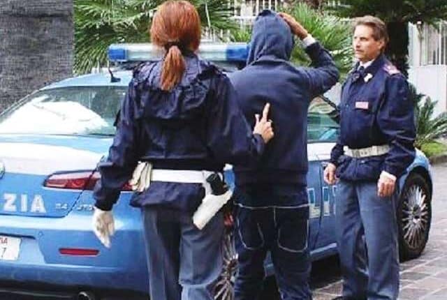 Roma: la Polizia di Stato trae in arresto 6 persone poiché gravemente indiziate del reato di rapina.