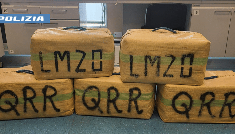 Torino: trovato in possesso di 180 chili di hashish occultati in cinque borse di Juta. Arrestato 71enne non nuovo allo spaccio di droga3