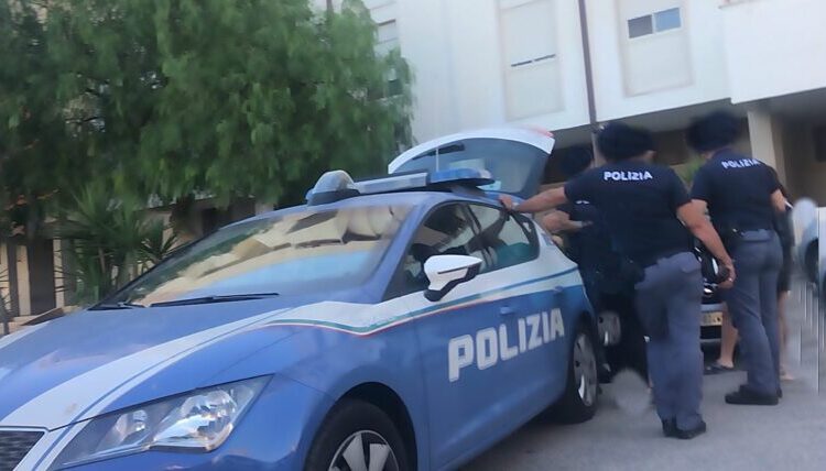 Taranto: maltrattamenti in famiglia, 45enne arrestato dalla Polizia di Stato.