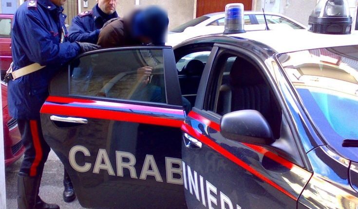 Ragusa: Spoofing e truffe ai danni di anziani con 30.000 euro raccimolati, 26enne arrestato