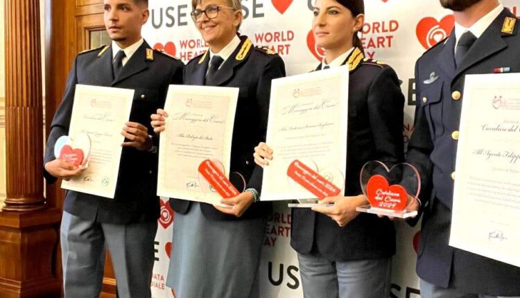 Roma: Polizia di Stato premiata alla conferenza "La Morte Cardiaca improvvisa"