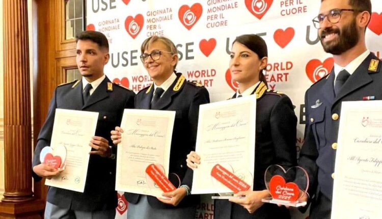 Roma: Polizia di Stato premiata alla conferenza "La Morte Cardiaca improvvisa"