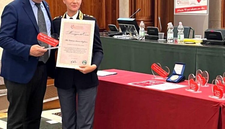 Roma: Polizia di Stato premiata alla conferenza "La Morte Cardiaca improvvisa"