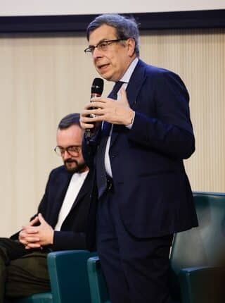 Milano: alla Rettrice eletta dell'Università Statale Marina Brambilla il premio Alumno dell'anno 2023-2024, riconoscimento all'eccellenza accademica IULM