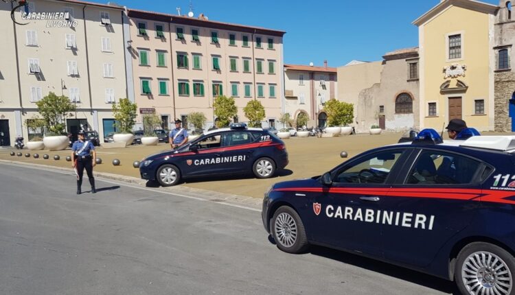 Livorno: trovata nella sua auto una mazza da baseball in legno di 77cm. Denunciato un giovane durante i controlli in occasione della partita di calcio tra Livorno e Grosseto