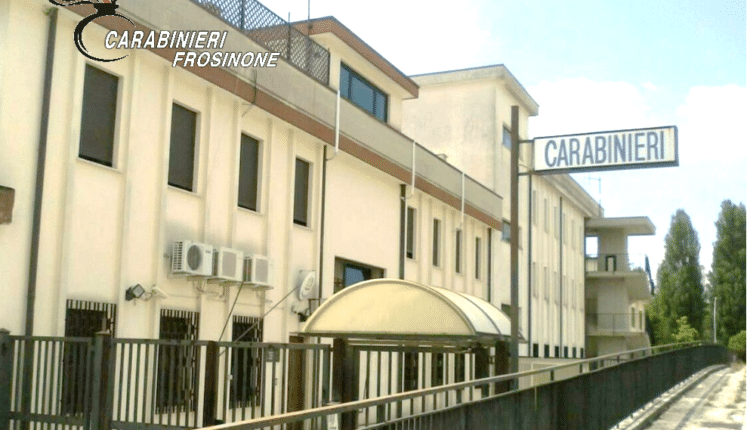 Atina, braccialetto elettronico per un 27enne: atti persecutori e minacce alla madre.