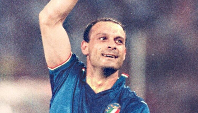 Addio a Totò Schillaci, l'eroe delle "Notti Magiche" di Italia '90