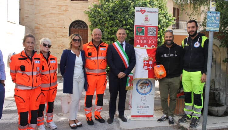 Macerata: "Una scossa al cuore" la campagna finalizzata all'installazione di defibrillatori salvavita in luoghi strategici. Verranno avviate anche giornate informative 2