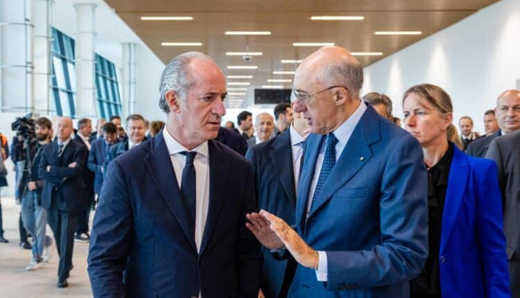 Aeroporto di Verona, nuovo terminal passeggeri: presenti all'inaugurazione Luca Zaia, Paolo Arena e Alessandra Bonetti