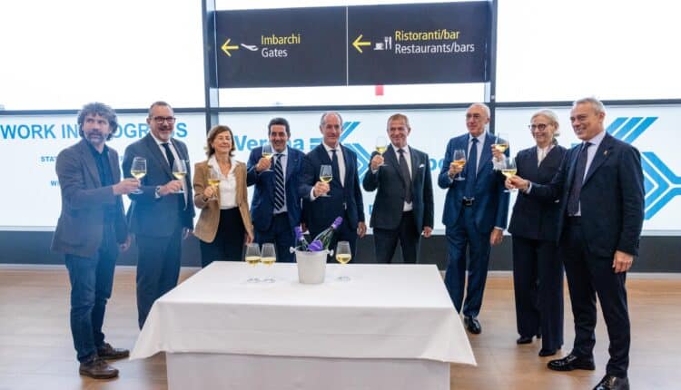 Aeroporto di Verona, nuovo terminal passeggeri: presenti all'inaugurazione Luca Zaia, Paolo Arena e Alessandra Bonetti
