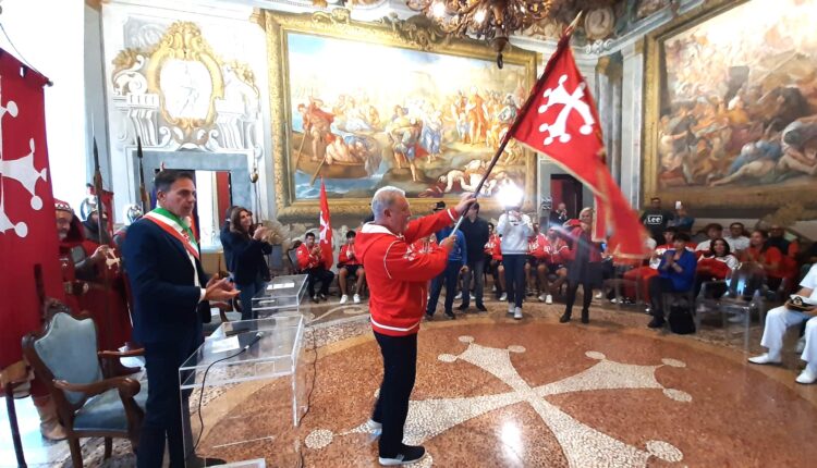 Pisa: 69ª Regata Antiche Repubbliche Marinare, gli equipaggi del "Galeone Rosso" in acqua a Genova