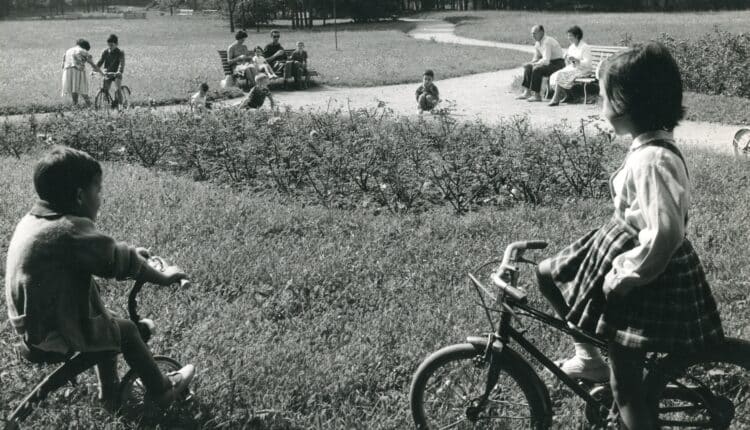 Cittadella degli Archivi e Milanosport, presentata la mostra diffusa "Cinquant'anni di tempo libero a Milano. 1930-1980"