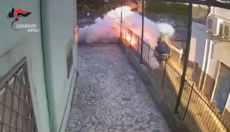 Bacoli: tentato omicidio di un Ufficiale della Guardia di Finanza, tre arresti per la fabbricazione della bomba