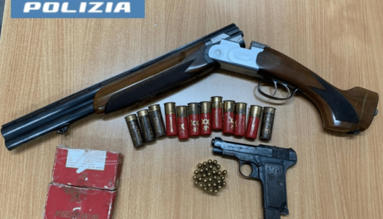Acerra: aggredisce la moglie. La Polizia di Stato arresta 32enne e sequestra pistola e fucile