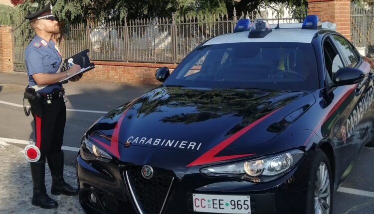 Tresignana: Ruba da un magazzino e minaccia il testimone, cittadino straniero identificato e denunciato dai Carabinieri