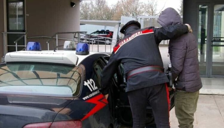 Castelleone, i Carabinieri della Stazione hanno arrestato un uomo che ha violato la misura alternativa dell’affidamento in prova ai Servizi Sociali