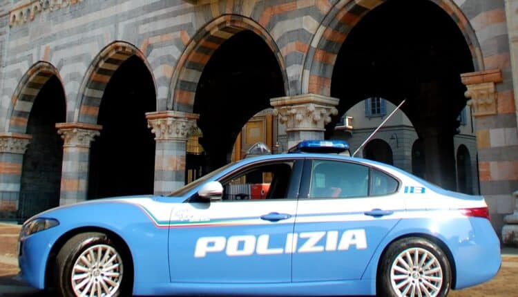 Como, servizi straordinari contro i reati predatori in provincia della Polizia di Stato. Controllate 80 auto, 153 persone ed effettuata una denuncia per possesso d'armi