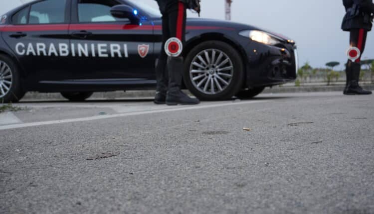 Castel Volturno: 17enne aggredisce la Preside di un Istituto Scolastico, denunciato