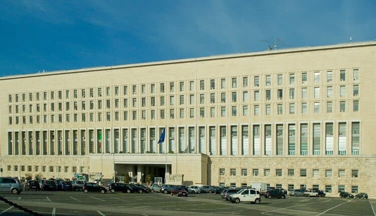 Nuovi aiuti italiani alla popolazione libanese: Tajani alla riunione straordinaria dei Ministri degli Esteri UE su Libano e Gaza