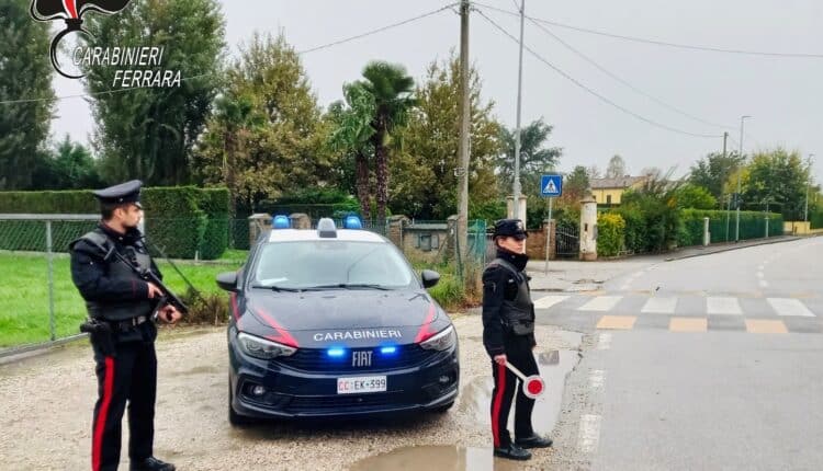 Ferrara: controlli dei carabinieri in località Aguscello.