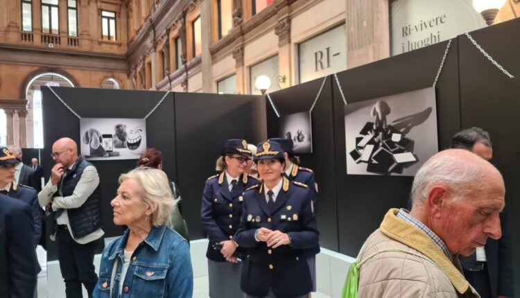 Roma: Mostra Fotografica SUPEREROI, proteggiamo i bambini insieme
