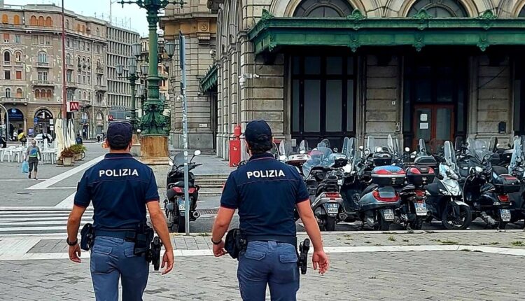 Genova: la Polizia Ferroviaria di Genova Brignole riconsegna alla proprietaria il telefono cellulare rubatole e recupera due documenti d'identità francesi rubati.