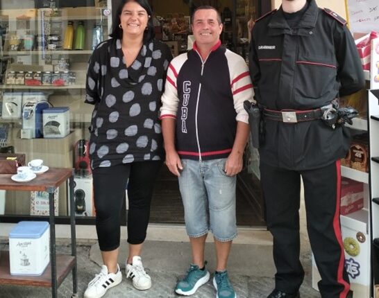 Piombino: Smarrisce borsellino con 2.000 euro in contanti, trionfo del senso civico