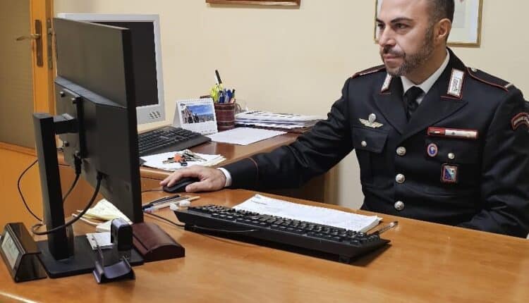 Monte San Giusto: Polizza RCA inesistente, docente truffata da falso broker assicurativo 22enne di Castel Volturno, denunciato. 