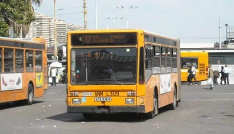 Napoli: Autista ANM aggredito, Carabinieri arrestano 43enne.