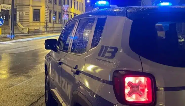 Napoli, indiziato per stalking e lesioni personali. La Polizia di Stato ha dato esecuzione all'esecuzione di aggravamento degli arresti domiciliari 