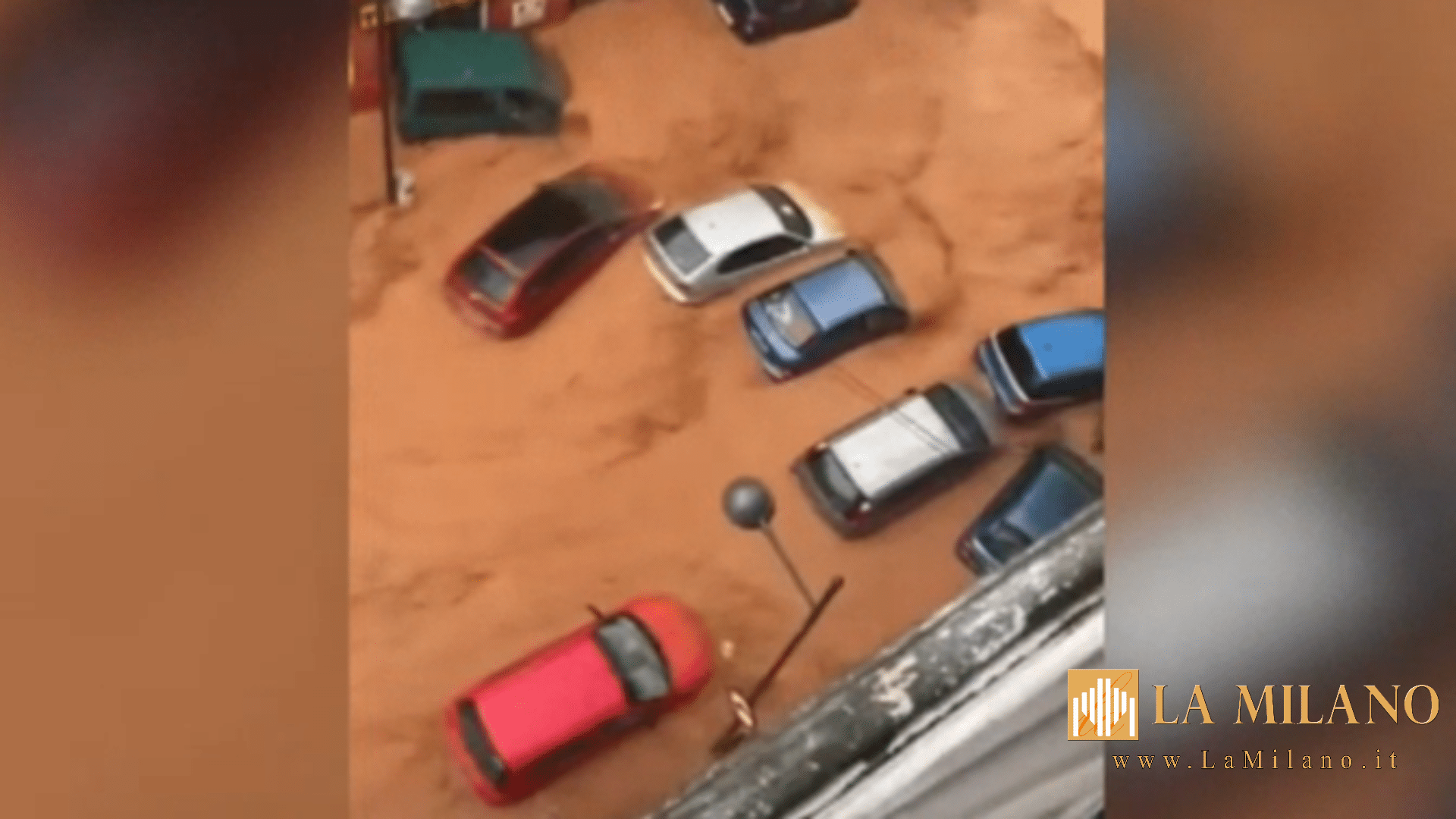 Spagna in ginocchio per un'alluvione senza precedenti: 72 vittime e danni devastanti