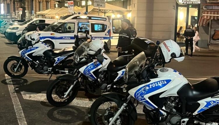 Napoli: Controlli su strada conclusi con arresti, sanzioni e fermi amministrativi