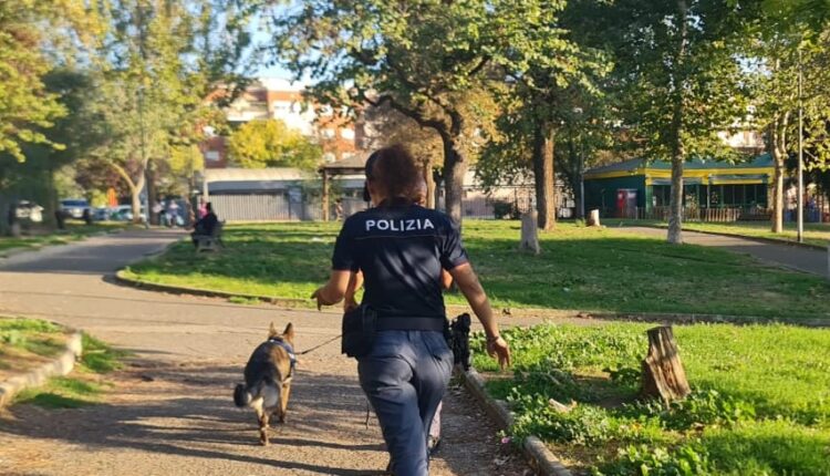 Roma, servizi ad alto impatto: identificate 122 persone, controllati 6 veicoli, contestate 2 violazioni al C.d.S. e sanzionati 4 esercizi commerciali