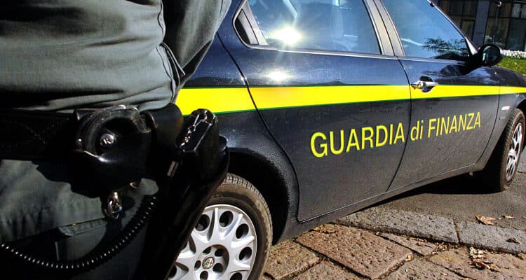 Smantellata una rete internazionale di traffico di migranti tra Medio Oriente e Europa