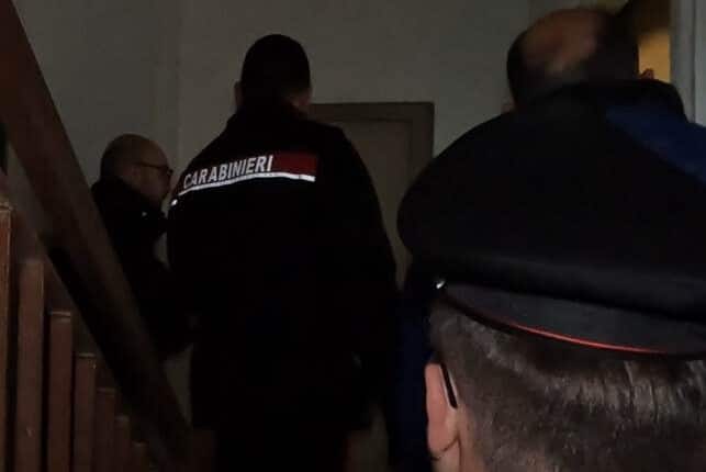 San Nicola la Strada: un 41enne aggredisce violentemente la propri amadre. La vicina sente le urla e chiama il 112. Arrestato il 41enne