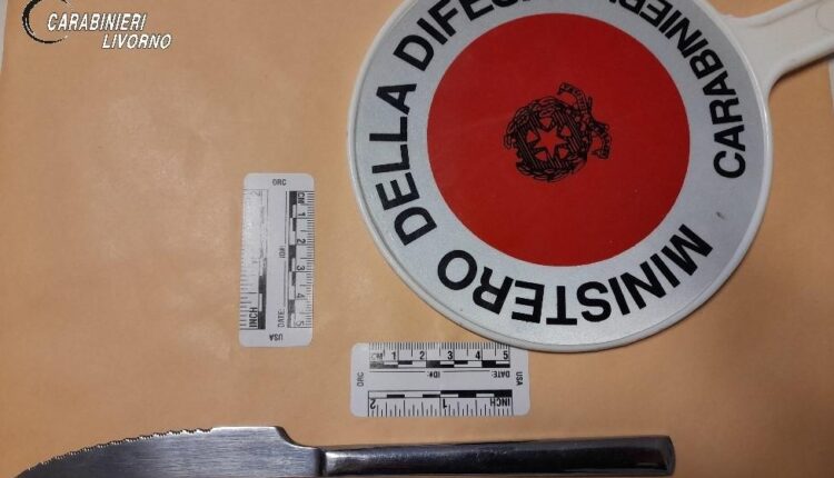 Porto Azzurro, lite in strada: spunta un coltello e intervengono i Carabinieri, denunciato un 38enne