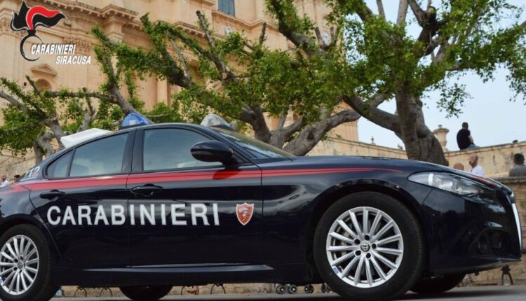 Palazzolo Acreide: violenza sessuale di gruppo, rapina e lesioni personali, due ventenni arrestati dai Carabinieri