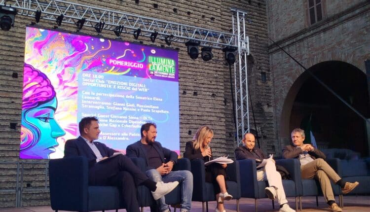 Macerata: web, social e intelligenza artificiale, il Social Festival protagonista in piazza della Libertà